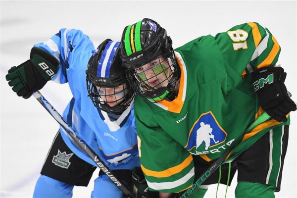 Alberta Yellow wins two on Day 1